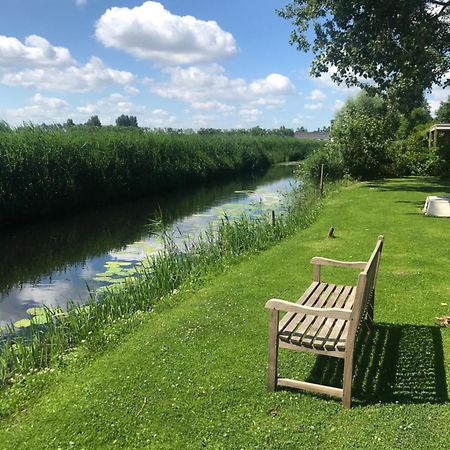 Ijsselmeer Lake Houses Andijk Bagian luar foto