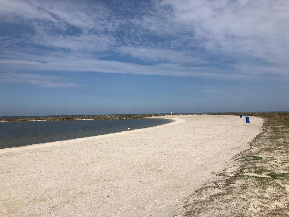 Ijsselmeer Lake Houses Andijk Bagian luar foto