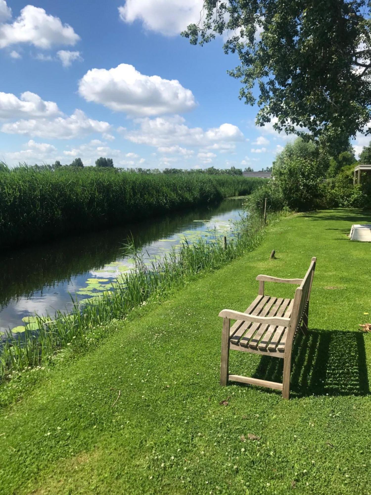 Ijsselmeer Lake Houses Andijk Bagian luar foto
